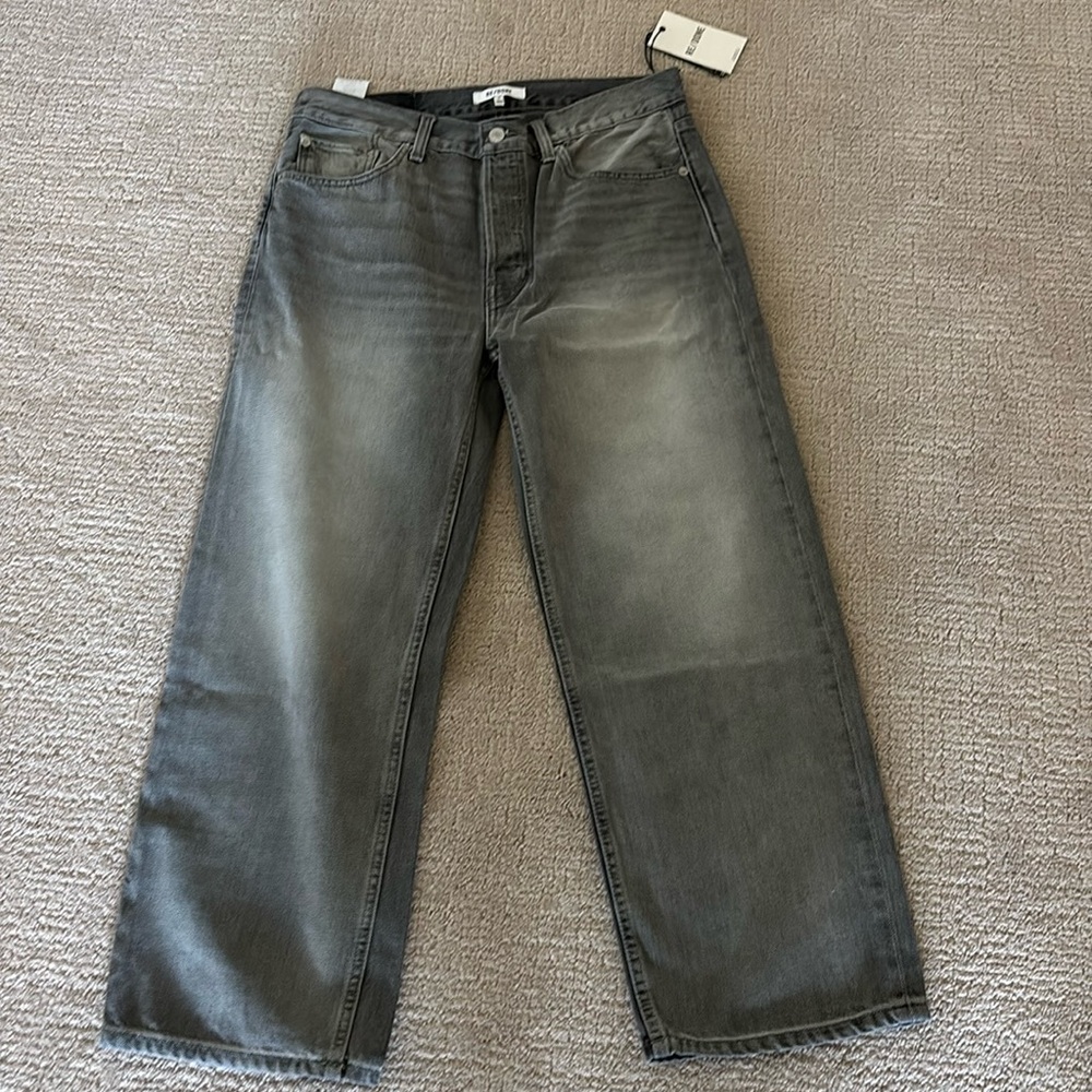 RE/DONE loose crop jeans in a light washed grey. Brand new with tags attached!